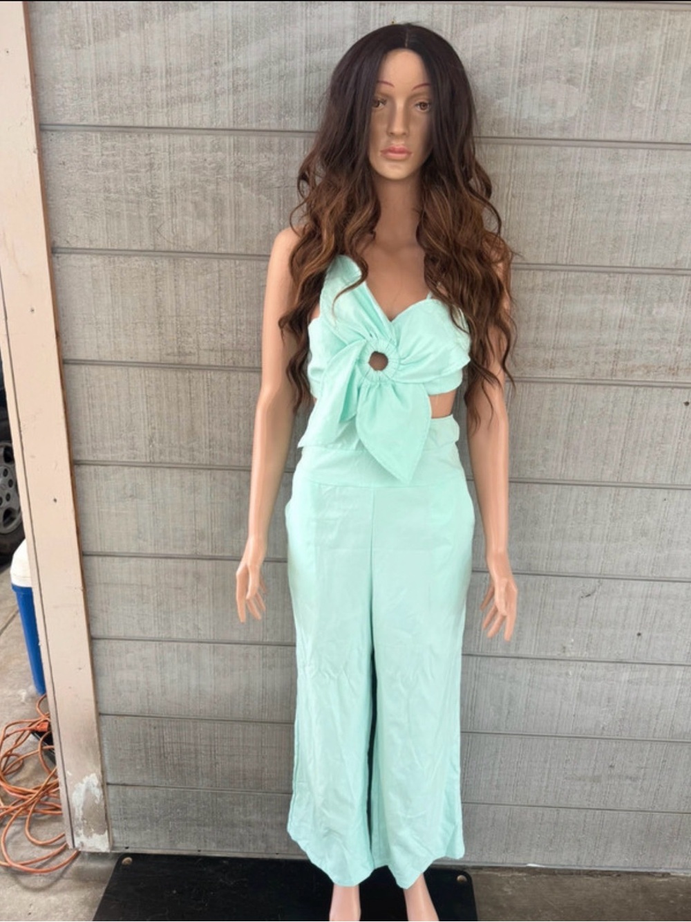 Women’s Sleeveless Mint Green Tie-Front Jumpsuit size medium